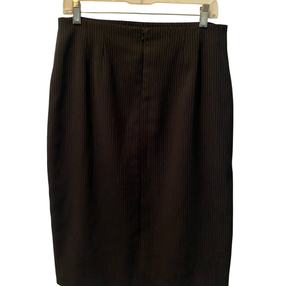 Liz Claiborne Elegant Black Pinstripe Skirt